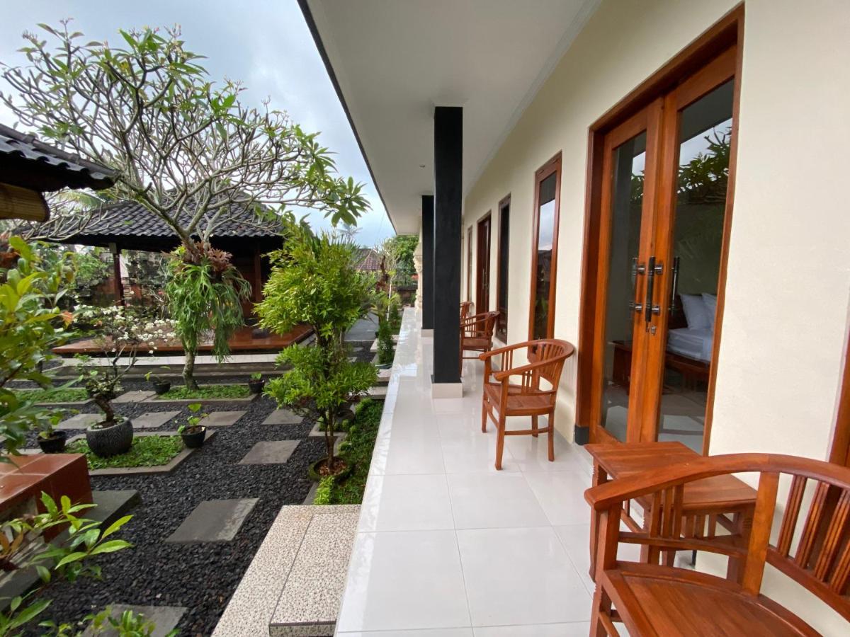 Privatunterkunft Bojig House *